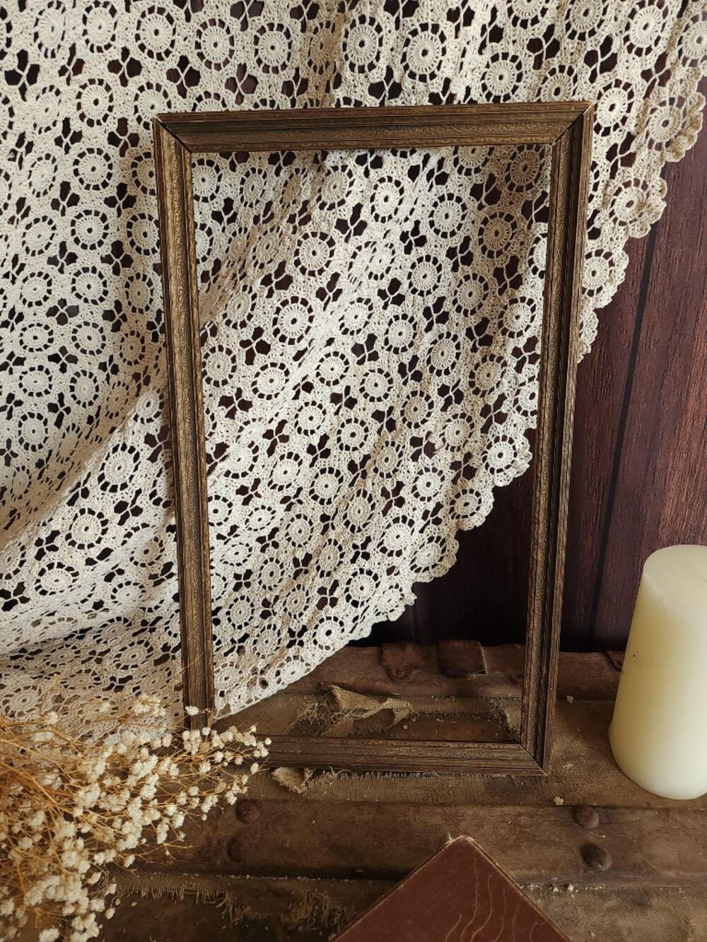 Vintage 1930s Frame, Wood with Faux Grain Rustic Wal Decor, 10x16 Inch